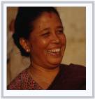 Laughing woman * 567 x 595 * (48KB)